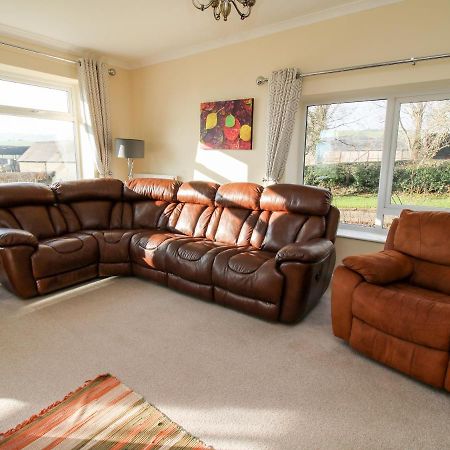 Villa Bicton Lea Acton  Exterior foto